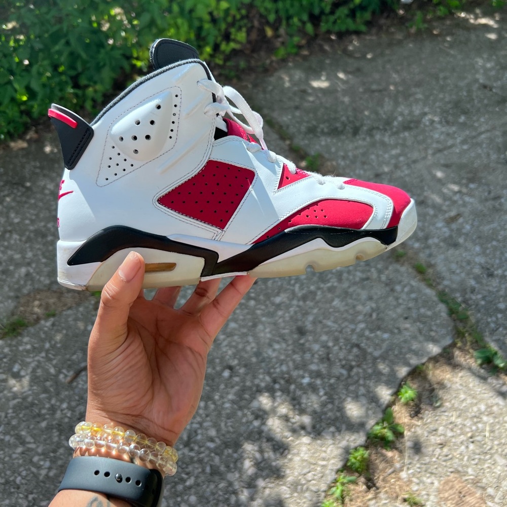 Carmine 6s - Picture 1 of 8